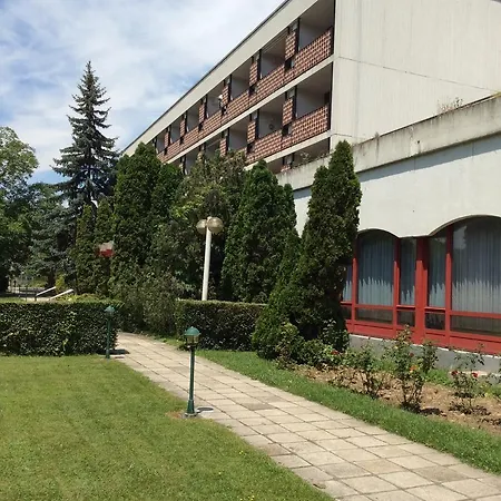 Uni Balatonfured